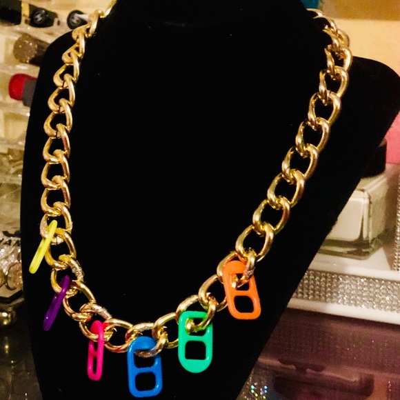 Necklace - Picture 7 of 9